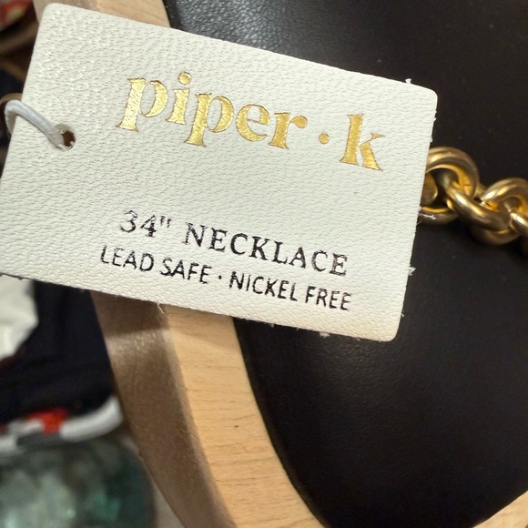 Gold Heart Pendant Necklace 34” - Picture 3 of 3